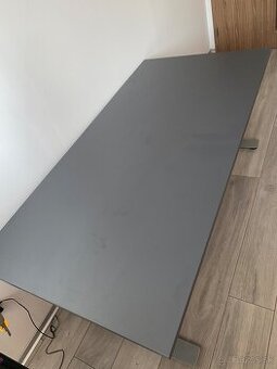 Kinnarps | Polohovatelný pracovný stôl 160 x 80cm - 1