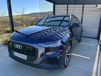 Audi Q8 full vybava..