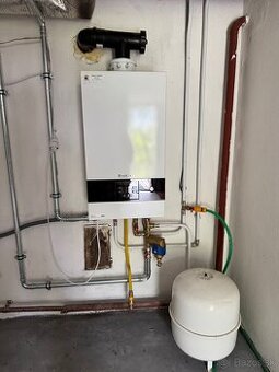 Prietokový plynový kotol Buderus 24kw