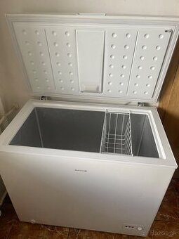Predám truhlicovú mrazničku - Philco - 249 litrov - Biela