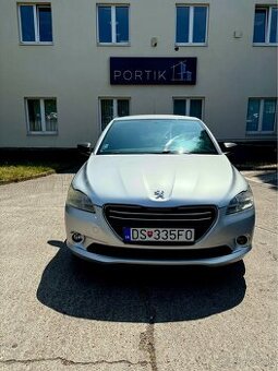 Peugeot 301