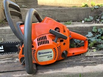 Husqvarna 236