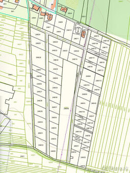 Rovinatý pozemok v Trnove s inžinierskymi sieťami