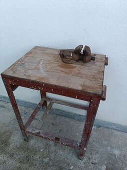 Pracovný stôl a zverák york