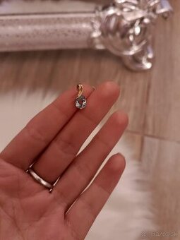 Nádherný zlatý prívesok 9k