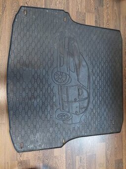 Gumenna vaňa do kufra Octavia 2