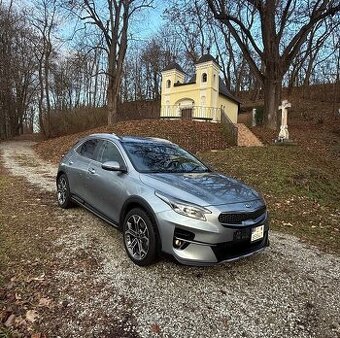 Kia XCeed 1.6 CRDI 100kw Manuál-6 Navi,JBL AUDIO,LED