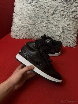 Nike Air Jordan 1 Low Black (veľkosť 37,5)
