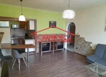 Predaj dvojgarsónky v centre Levíc, ID 584