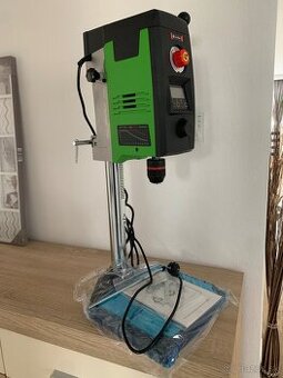 Stojanová vŕtačka 800W