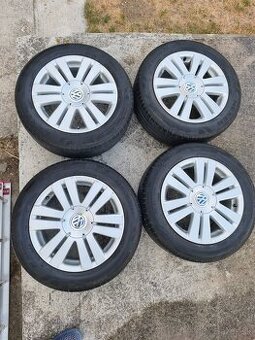 Originálne ALU disky VW R16 s letnými pneu Nexen 205/55 R16