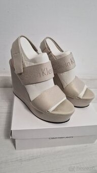 Sandale Calvin Klein, v 36