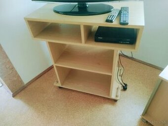Tv stolík