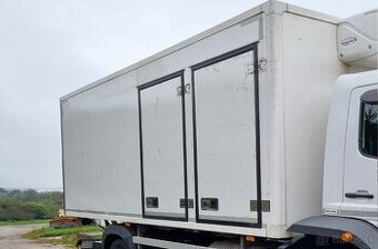 Mraziarenská skriňa + Carrier Xarios 600 - 400V