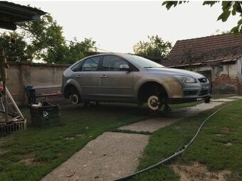 Ford Focus Nahradne diely v celku