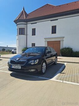 Škoda Superb 2.0 TDI CR 4x4 170k Elegance DSG