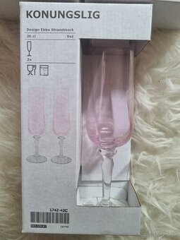 Ikea šampanské ružové poháre desing Ebba Strandmark