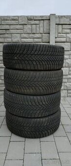 Bridgestone Blizzak zimné pneumatiky 245/40 R21