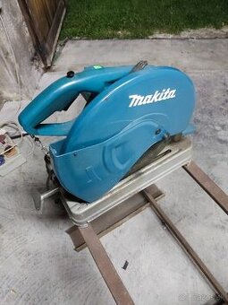 Makita 2414EN rozbrusovacka
