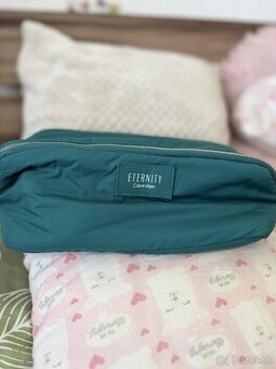 Kozmetická taštička CALVIN KLEIN