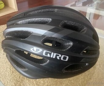 Cyklistická Helma Giro