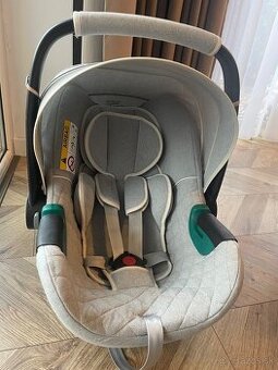 Detská autosedačka (vajíčko) Britax Romer Baby Safe 3 i-size