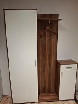 Predsieňová zostava