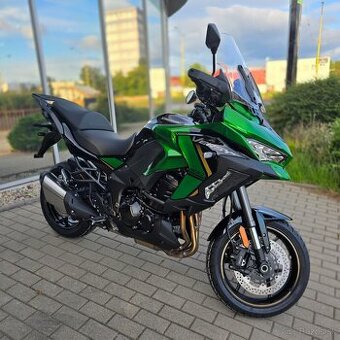 Kawasaki Versys 1100 SE zelený model 2026