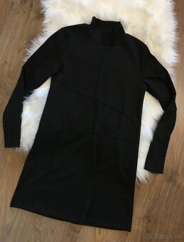 Čierne úpletové šaty XS