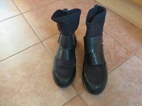 Dámske kotníkové topánky - veľ. 39