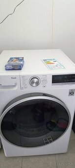 Takmer úplne nová sušička LG RC81V5AV7N