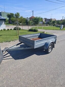 Privesny vozik