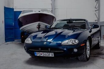 Predám jaguar xk8 convertible