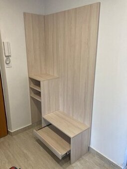 Stolár – ponúkam stolárske práce na mieru