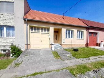 4 IZB. RODINNÝ DOM, POZEMOK 1166M2, LOPAŠOV okr. SKALICA