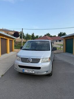 Volkswagen Transporter 2.5tdi 96kw long 9 miestn