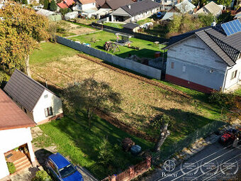 BOSEN | Na predaj stavebný pozemok 1057 m2 - Ivanovce