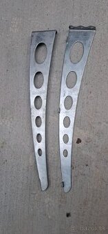 Konzoly na striešku