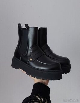 Členkové čižmy veľ. 37