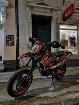  AKCIA KTM SMC 690 R Supermoto 