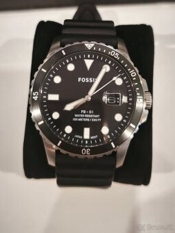 Predám fashion hodinky Fossil a Legend