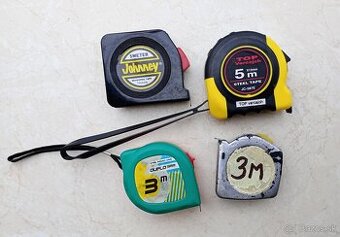 Zvinovacie metre, nožík, mosadzné skrutky do dreva