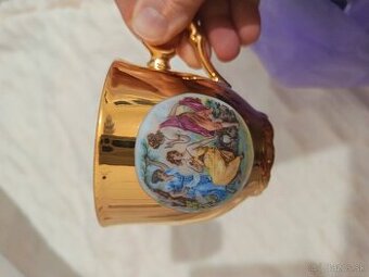 Porcelánová súprava.