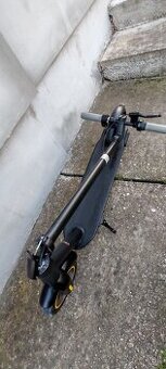 Elektrická kolobežka