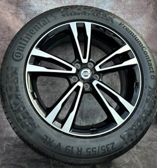 Letní top sada Volvo XC60 235/55R19 Dot23 99%