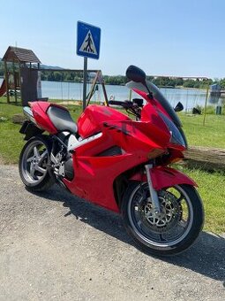 Honda vfr800