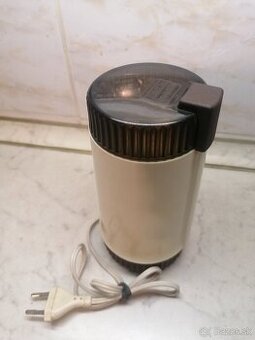 Elektrický mlynček na kávu