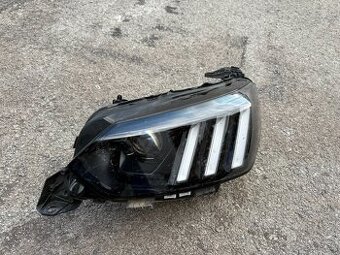 PEUGEOT 2008 II 2019- PREDNA CAST