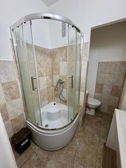 Na prenájom garsonka na Podzámskej ulici