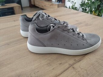 Ecco topanky velkost 41